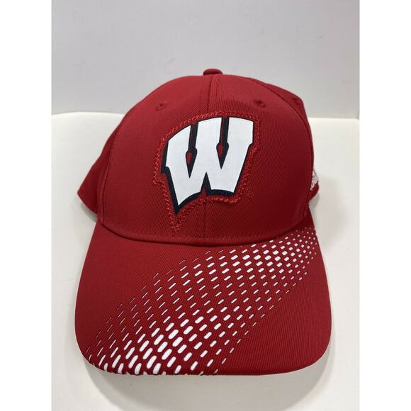Adidas Red & White Wisconsin UW Badgers SnapBack Baseball Hat Cap OSFM - Picture 1 of 6